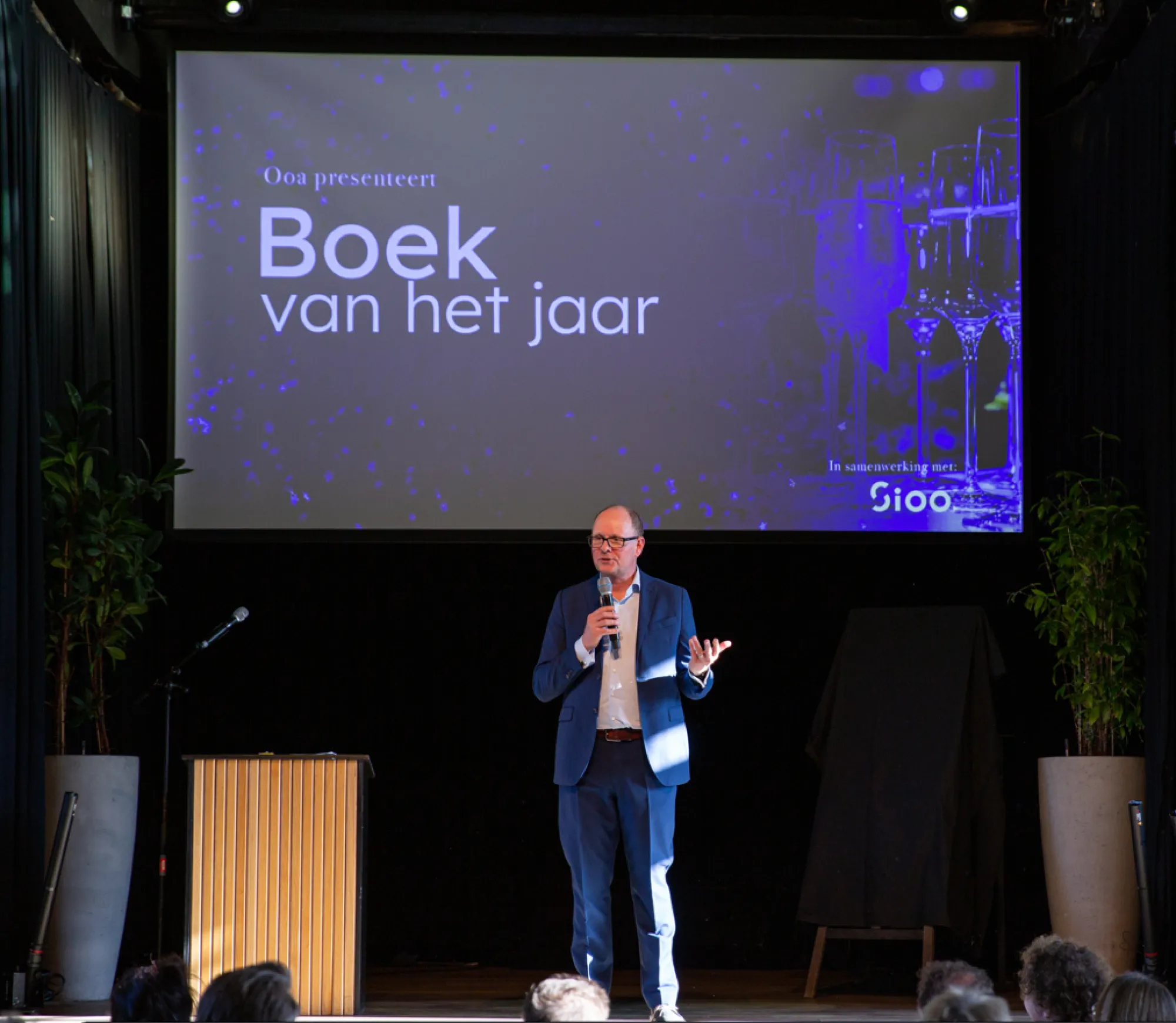 Even voorstellen boekenjury