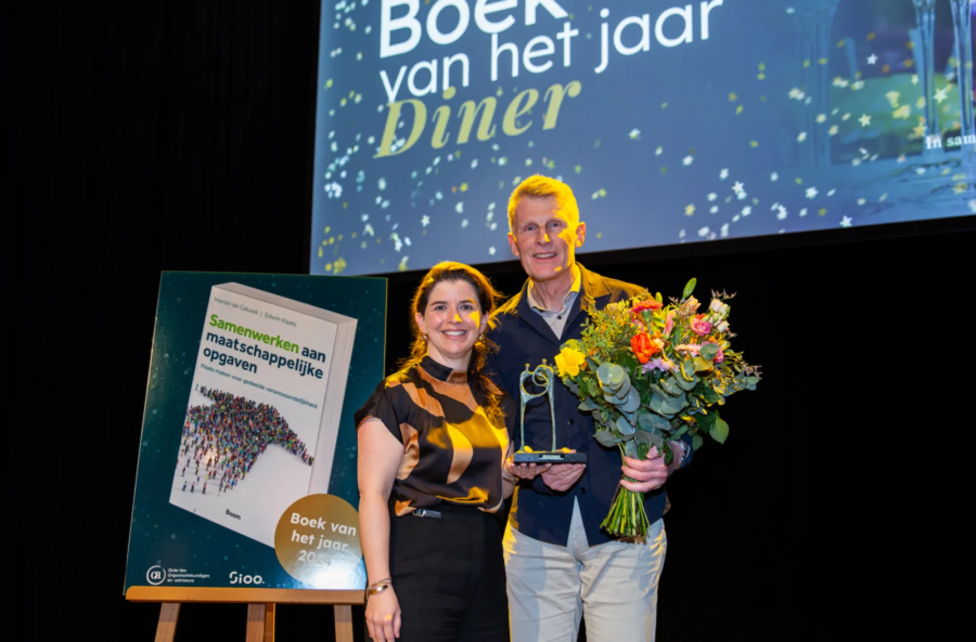 ‘Samenwerken aan maatschappelijke opgaven’ van Manon de Caluwé en Edwin Kaats bekroond tot Ooa Boek van het jaar 2024!